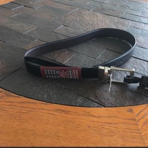 River Ridge Men’s Belt 32-34. New